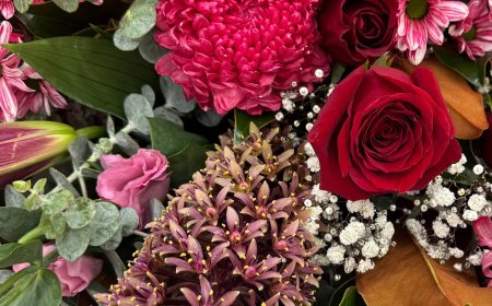 Seasonal Picks: The Most Popular Flowers Online This Winter