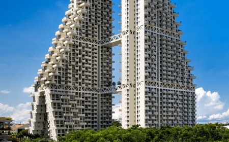 Why Some Properties Stay on the Market Longer Than Others